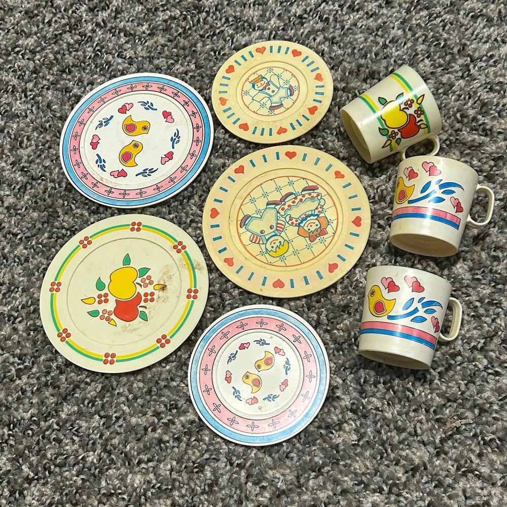Vintage 8-PC Chilton Globe Children’s Kids MIXED Toy Tea Set Birds Clowns Apples